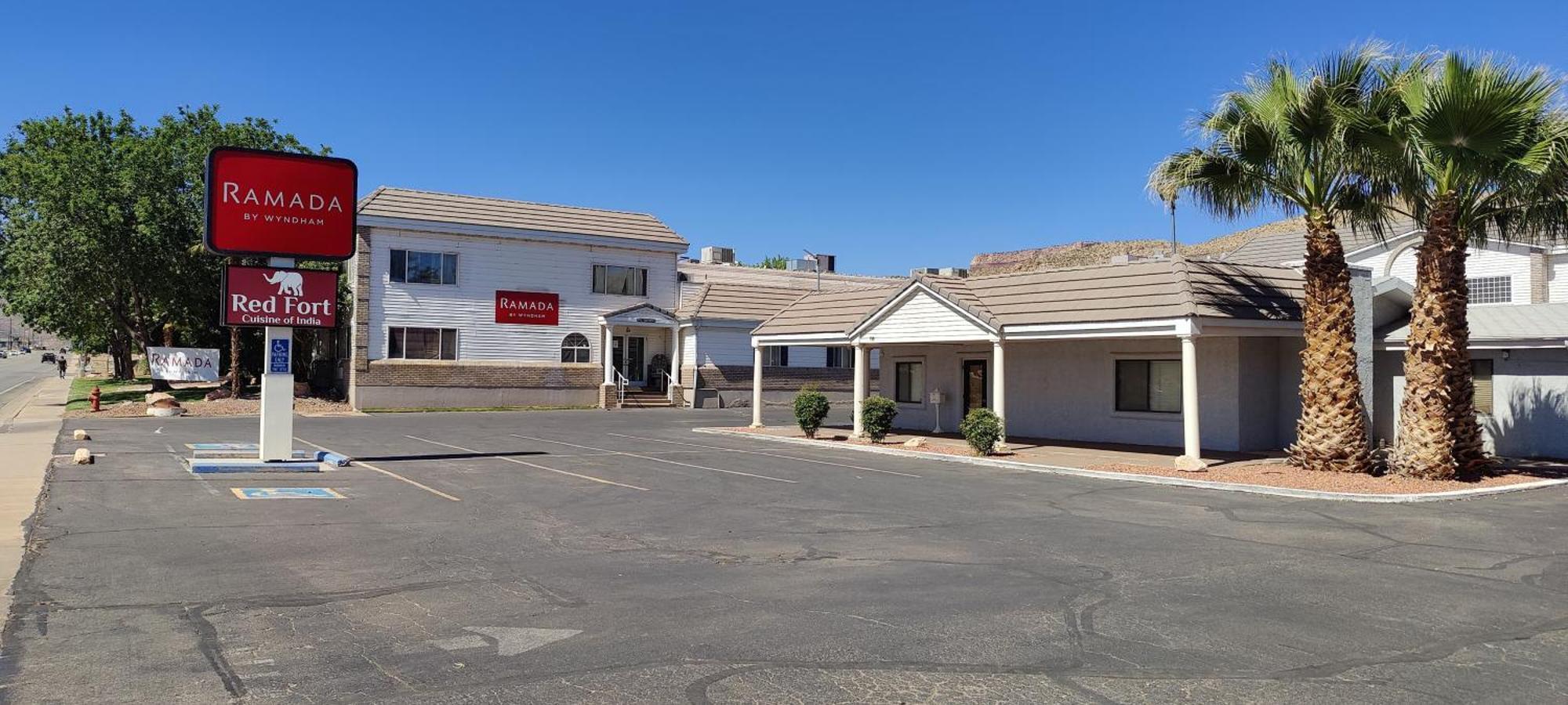 Ramada By Wyndham La Verkin Zion National Park Exterior photo