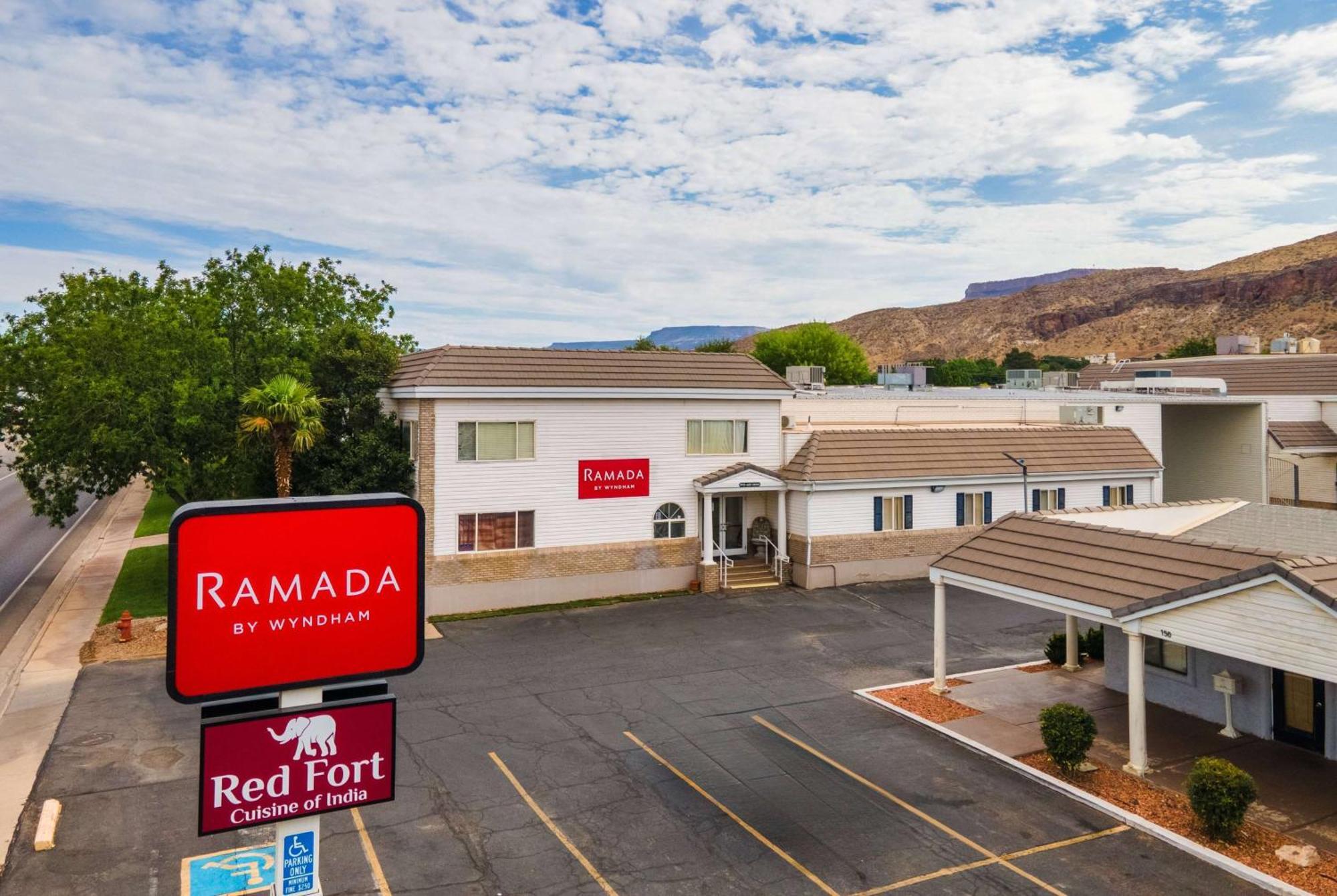 Ramada By Wyndham La Verkin Zion National Park Exterior photo